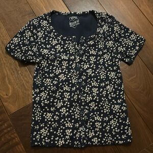 Ribbed scoop neck tshirt